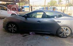 نيسان ماكسيما